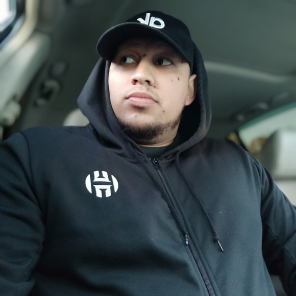 Meet your Posher, Rigo - Picture 1 of 1